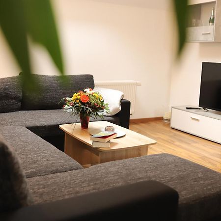 Ferienwohnung Am Herzplatz Меммельсдорф Экстерьер фото
